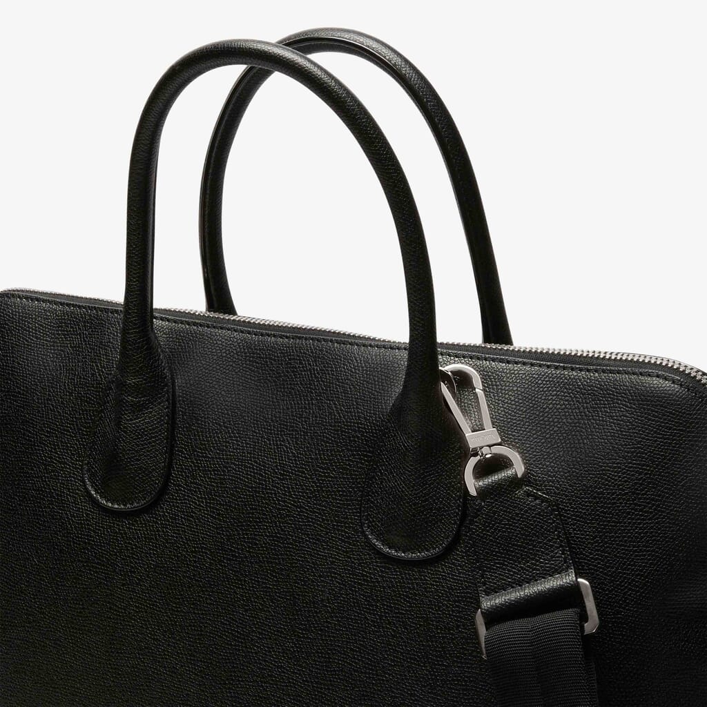 Black Leather office tote bag with zip | Valextra My Logo