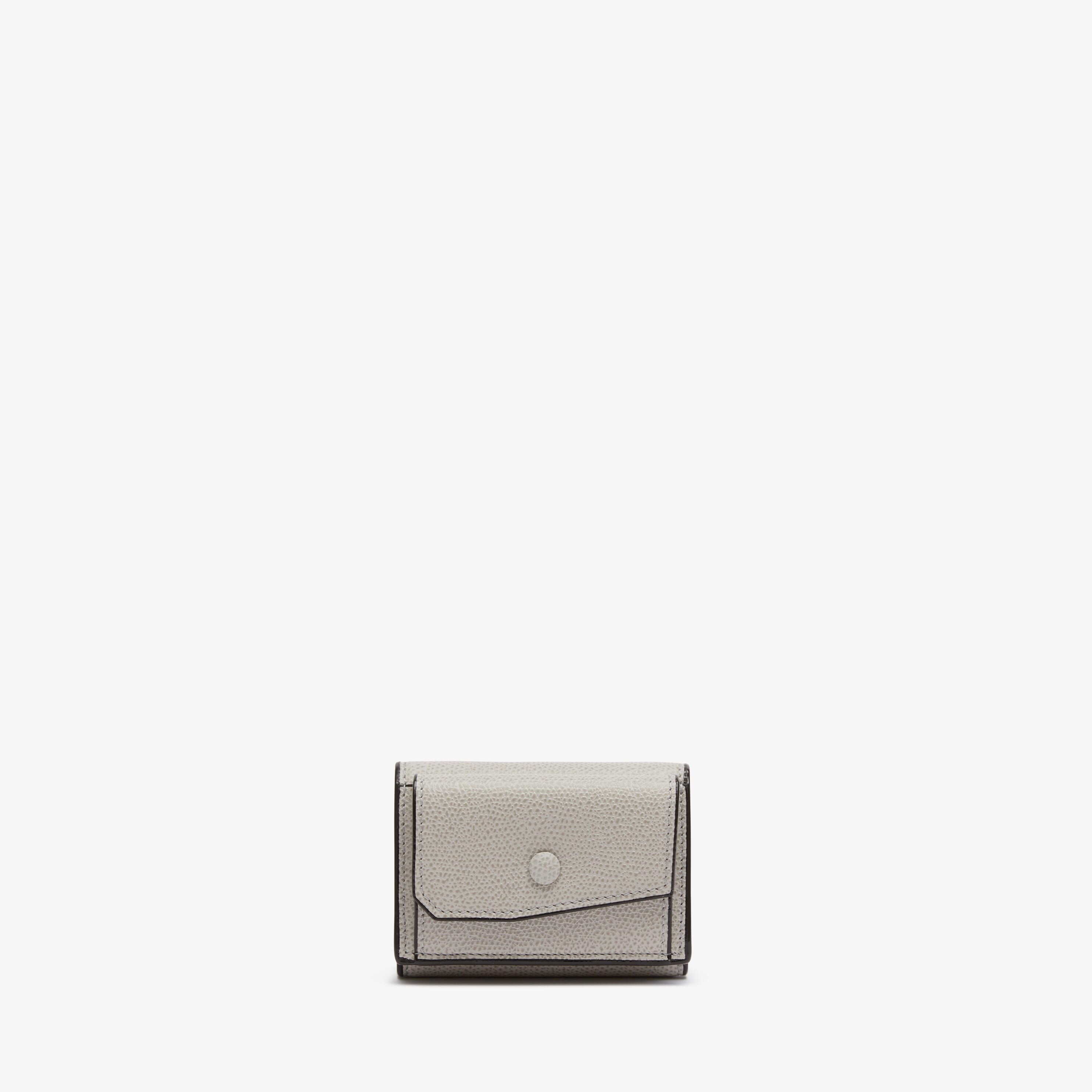 Designer leather wallets: Minimalist, slim | Valextra