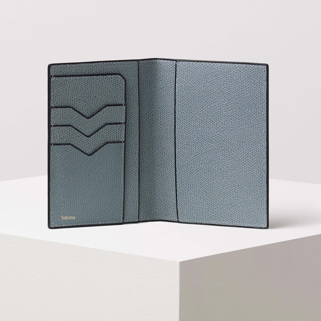 PASSPORT HOLDER 3CC CALF LEATHER VS,BP,gallery image number 0