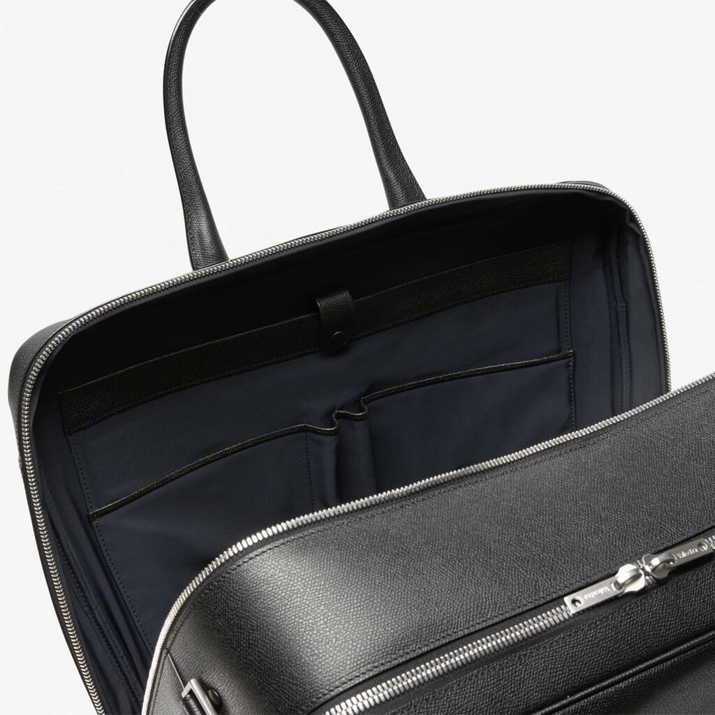 Valextra Avietta: Black Leather Medium business bag