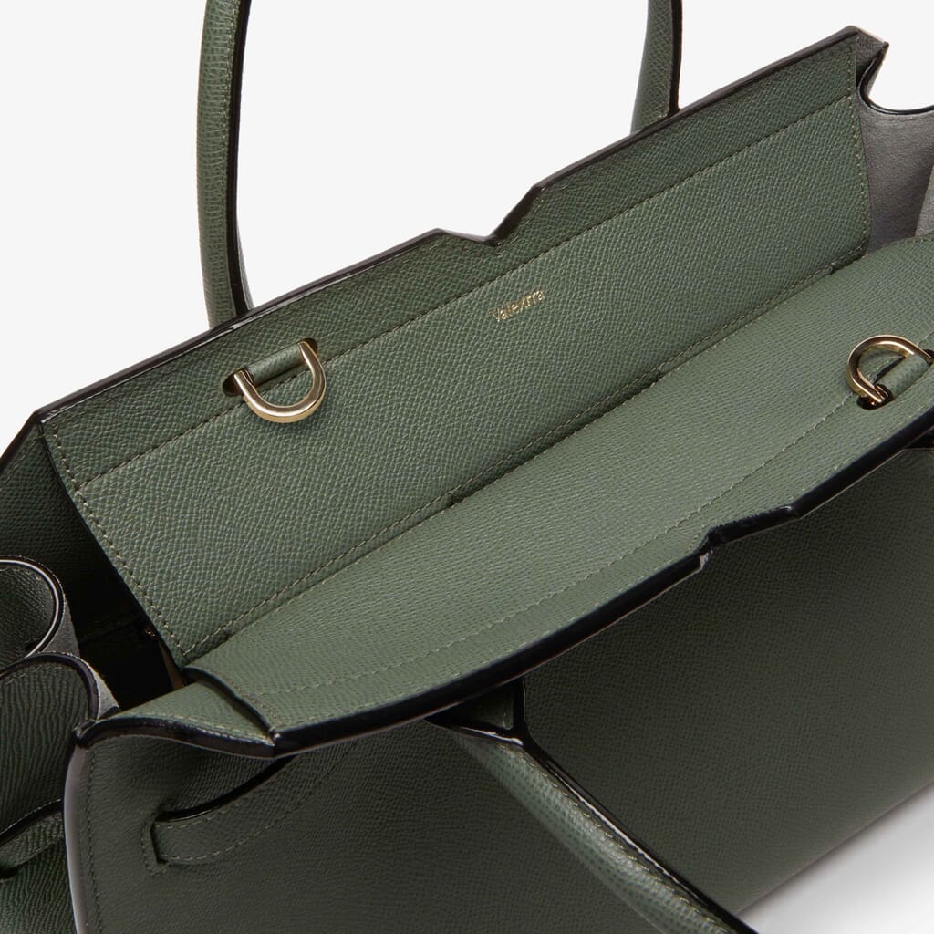 Tale of Two Totes, Part 1: The Celine Small Cabas Phantom Review