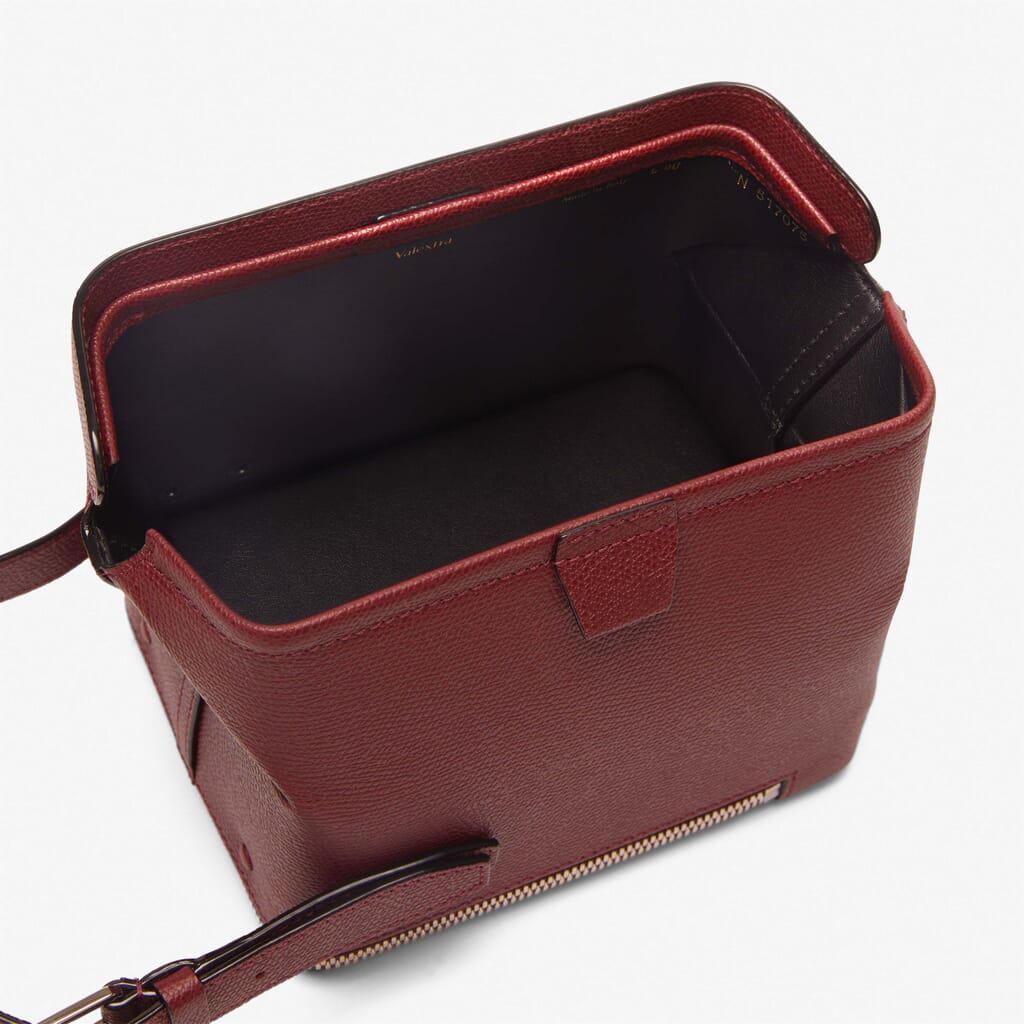 Tric Trac Bag - Marasca Red - Vitello VS - Valextra - 3