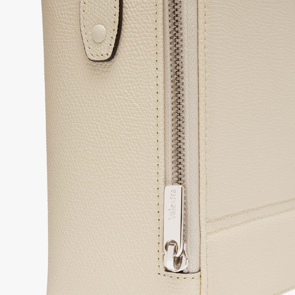 vintage Brera italy bag sling, Women's Fashion, Bags & Wallets
